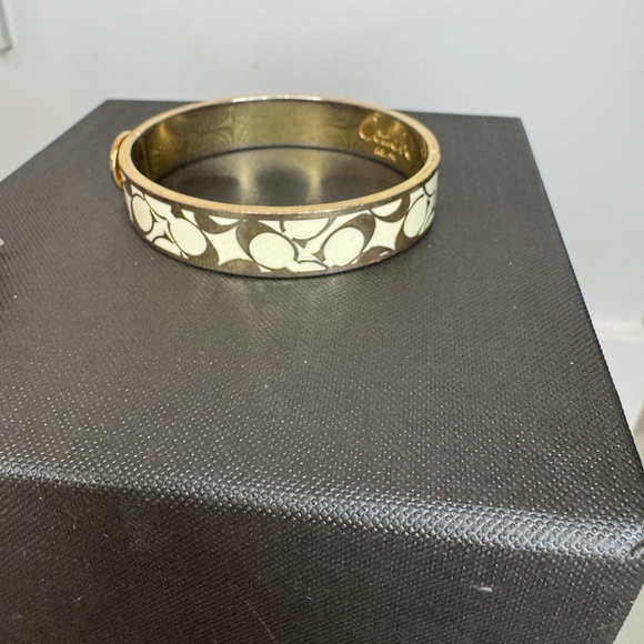 Coach Gold & White Bracelet - Picture 12 of 16
